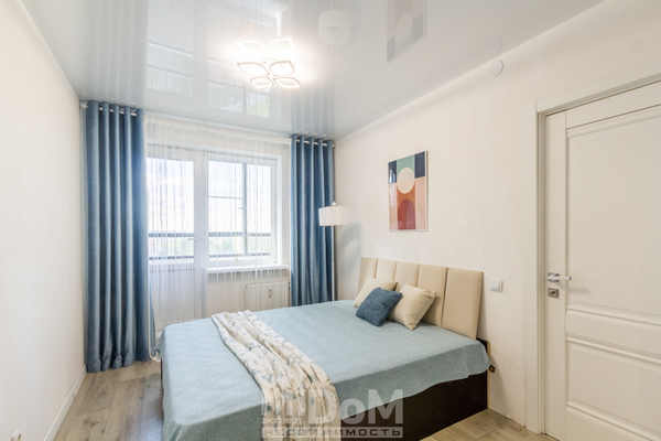 Продам двухкомнатную (2-комн.) квартиру, Шишкина ул, 303к1 стр 1, Парголово п