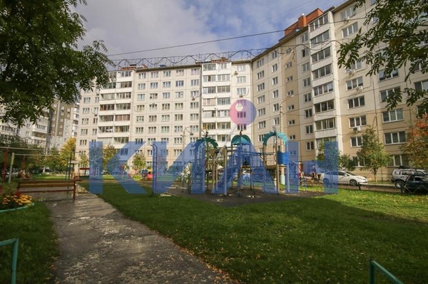 Продам двухкомнатную (2-комн.) квартиру, Водопьянова ул, 8а, Красноярск г