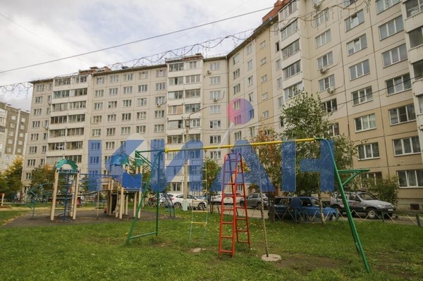 Продам двухкомнатную (2-комн.) квартиру, Водопьянова ул, 8а, Красноярск г