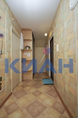 Продам двухкомнатную (2-комн.) квартиру, Водопьянова ул, 8а, Красноярск г