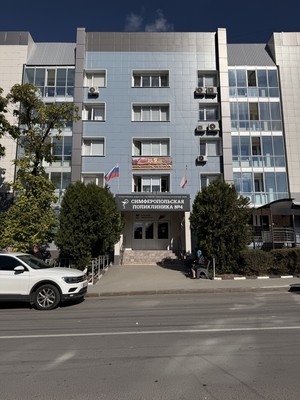 Продам двухкомнатную (2-комн.) квартиру, Лизы Чайкиной ул, 38, Симферополь г