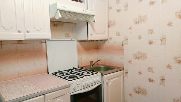 Продам однокомнатную (1-комн.) квартиру, Погонный проезд, 12к1, Москва г