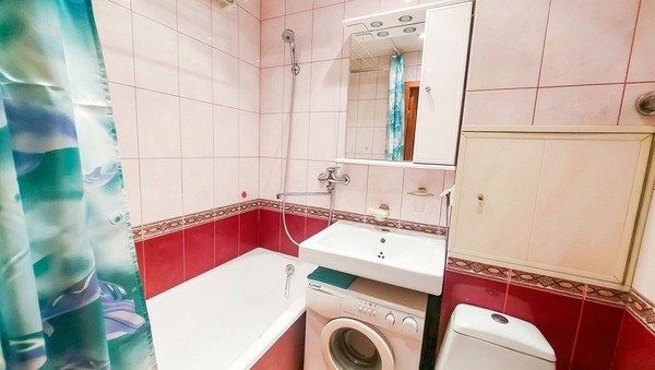 Продам однокомнатную (1-комн.) квартиру, Погонный проезд, 12к1, Москва г