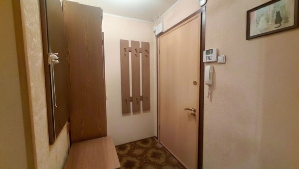 Продам однокомнатную (1-комн.) квартиру, Погонный проезд, 12к1, Москва г