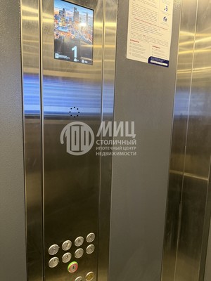 Продам двухкомнатную (2-комн.) квартиру, 2-я Владимирская ул, 10, Москва г