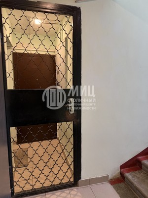 Продам двухкомнатную (2-комн.) квартиру, 2-я Владимирская ул, 10, Москва г