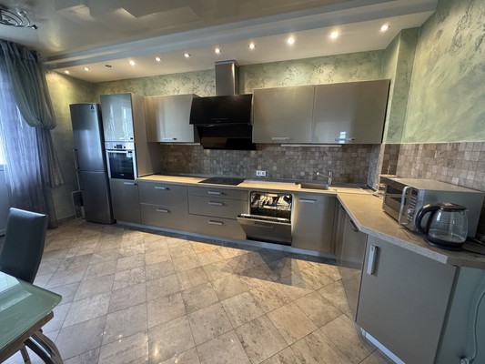 Продам трехкомнатную (3-комн.) квартиру, им. Достоевского ул, 84/1, Краснодар г