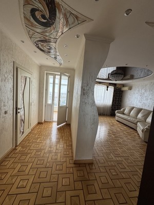 Продам трехкомнатную (3-комн.) квартиру, им. Достоевского ул, 84/1, Краснодар г