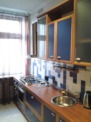 Продам трехкомнатную (3-комн.) квартиру, Московский пр-кт, 75, Санкт-Петербург г