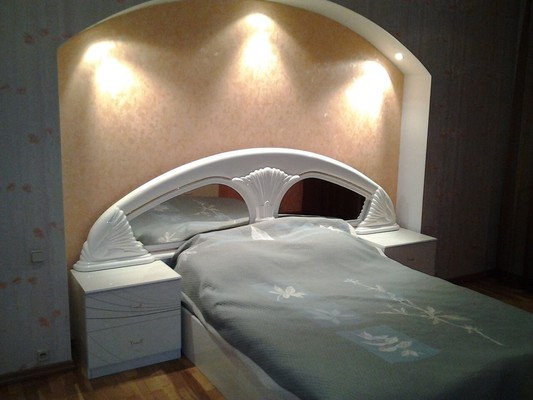 Продам трехкомнатную (3-комн.) квартиру, Московский пр-кт, 75, Санкт-Петербург г