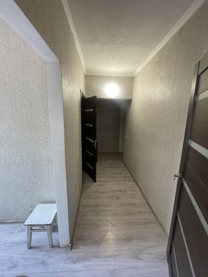 Продам двухкомнатную (2-комн.) квартиру, Ушакова ул, 5/3, Симферополь г