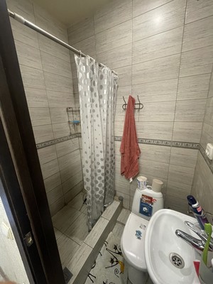 Продам двухкомнатную (2-комн.) квартиру, Ушакова ул, 5/3, Симферополь г