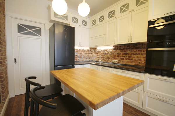 Продам трехкомнатную (3-комн.) квартиру, Северное Чертаново мкр, 1А, Москва г