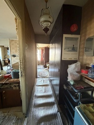 Продам трехкомнатную (3-комн.) квартиру, 60 лет Октября ул, 330, Симферополь г