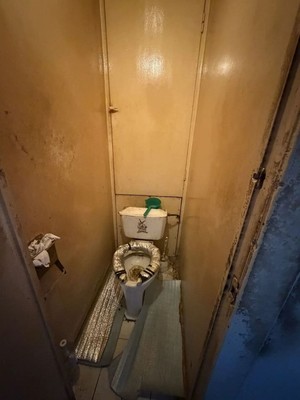 Продам трехкомнатную (3-комн.) квартиру, 60 лет Октября ул, 330, Симферополь г