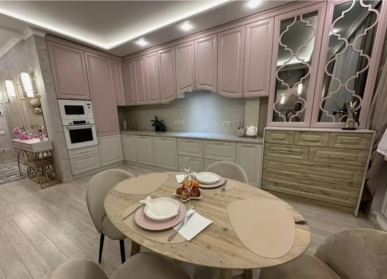 Продам трехкомнатную (3-комн.) квартиру, Комсомольская ул, 58, Ханты-Мансийск г