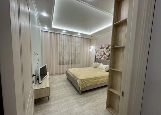 Продам трехкомнатную (3-комн.) квартиру, Комсомольская ул, 58, Ханты-Мансийск г