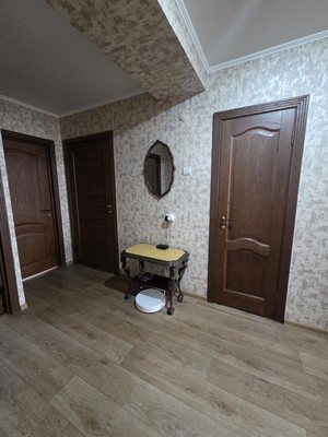 Продам многокомнатную квартиру, Строителей пр-кт, 2, Волгодонск г
