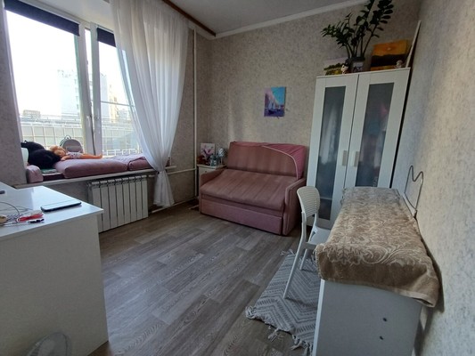 Продам трехкомнатную (3-комн.) квартиру, Малая Красносельская ул, 45к17, Москва г