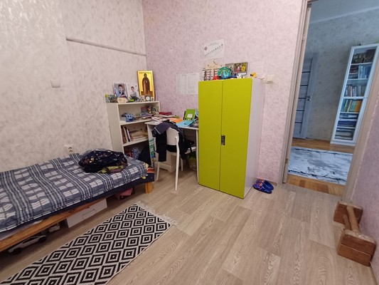 Продам трехкомнатную (3-комн.) квартиру, Малая Красносельская ул, 45к17, Москва г