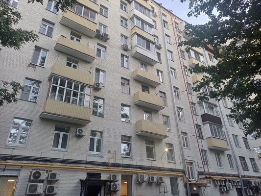 Продам трехкомнатную (3-комн.) квартиру, Малая Красносельская ул, 45к17, Москва г
