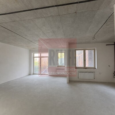 Продам трехкомнатную (3-комн.) квартиру, Береговая ул, 17д, Калининград г