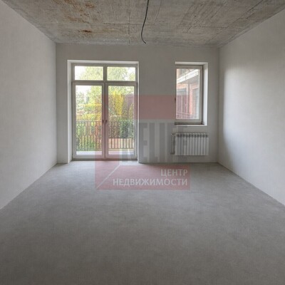 Продам трехкомнатную (3-комн.) квартиру, Береговая ул, 17д, Калининград г