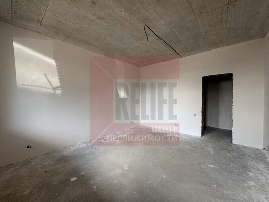 Продам трехкомнатную (3-комн.) квартиру, Береговая ул, 17д, Калининград г