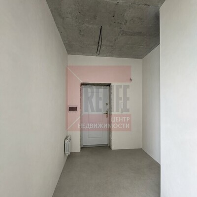 Продам трехкомнатную (3-комн.) квартиру, Береговая ул, 17д, Калининград г