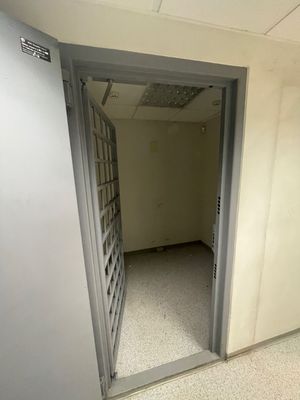 Продам коммерческое помещение 479 м2, Кутузовский пр-кт, 22, Москва г