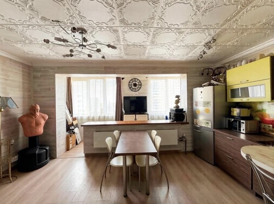 Продам однокомнатную (1-комн.) квартиру, Высоковольтная ул, 22, Хрипань д