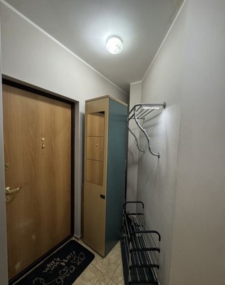 Продам однокомнатную (1-комн.) квартиру, Новаторов ул, 40к3, Москва г