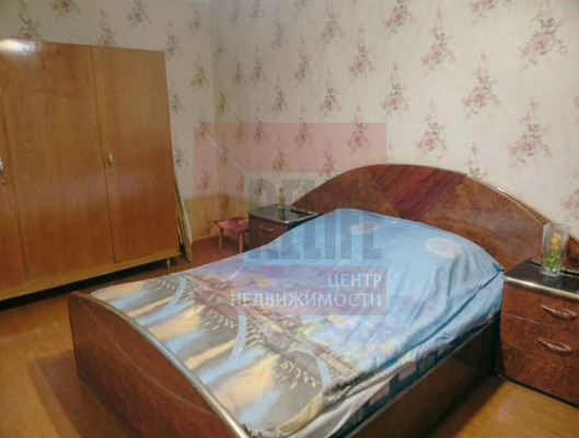 Продам двухкомнатную (2-комн.) квартиру, 9 Апреля ул, 6, Калининград г