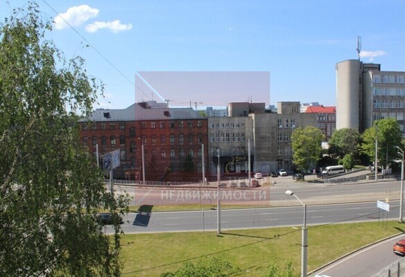 Продам двухкомнатную (2-комн.) квартиру, 9 Апреля ул, 6, Калининград г