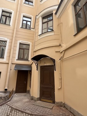 Продам трехкомнатную (3-комн.) квартиру, Невский пр-кт, 45/2А, Санкт-Петербург г