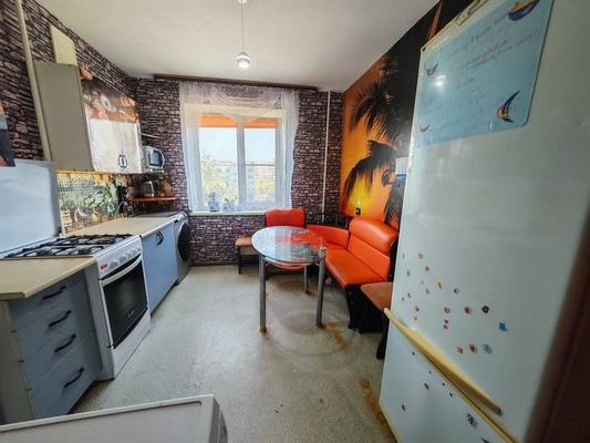 Продам трехкомнатную (3-комн.) квартиру, Советская ул, 26к2, Комсомольск-на-Амуре г