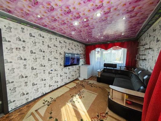 Продам трехкомнатную (3-комн.) квартиру, Советская ул, 26к2, Комсомольск-на-Амуре г