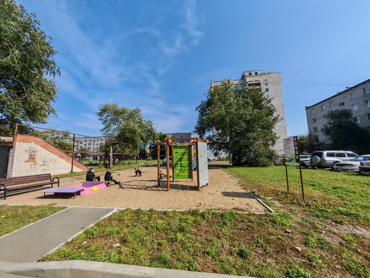 Продам трехкомнатную (3-комн.) квартиру, Советская ул, 26к2, Комсомольск-на-Амуре г