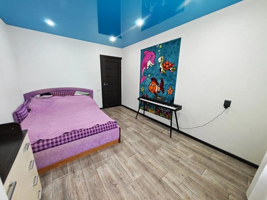 Продам трехкомнатную (3-комн.) квартиру, Советская ул, 26к2, Комсомольск-на-Амуре г