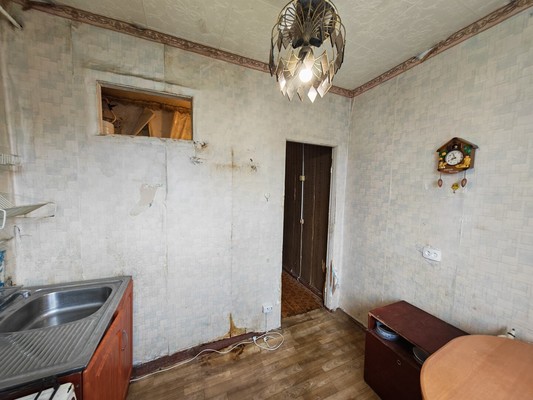 Продам двухкомнатную (2-комн.) квартиру, Городская ул, 16, Комсомольск-на-Амуре г