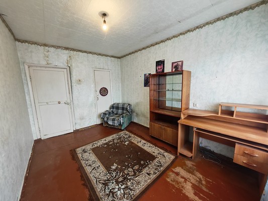 Продам двухкомнатную (2-комн.) квартиру, Городская ул, 16, Комсомольск-на-Амуре г