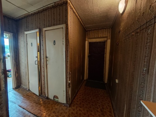 Продам двухкомнатную (2-комн.) квартиру, Городская ул, 16, Комсомольск-на-Амуре г