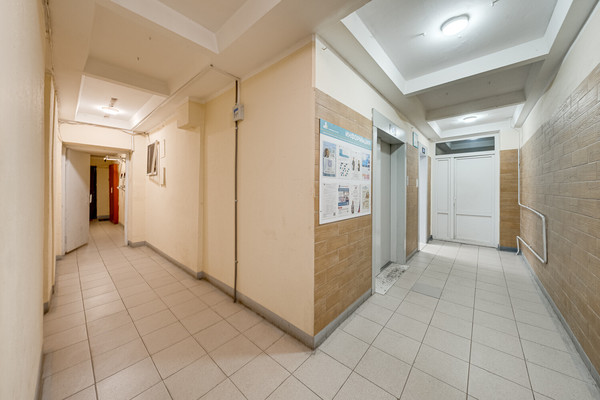 Продам трехкомнатную (3-комн.) квартиру, Дзержинского ул, 3к2, Реутов г