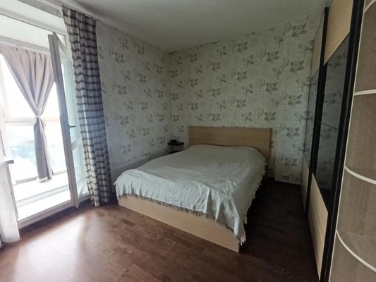 Продам трехкомнатную (3-комн.) квартиру, Верности ул, 17, Санкт-Петербург г