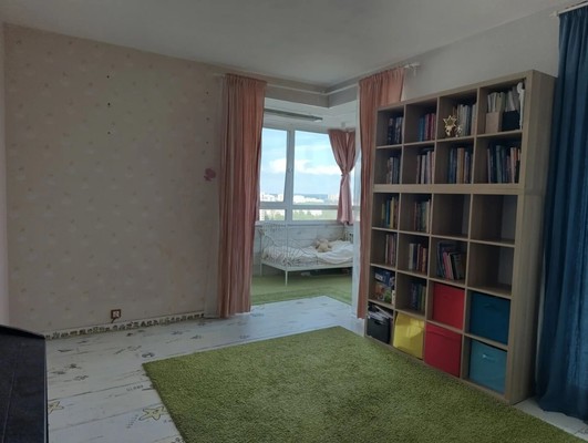 Продам трехкомнатную (3-комн.) квартиру, Верности ул, 17, Санкт-Петербург г