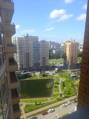 Продам трехкомнатную (3-комн.) квартиру, Верности ул, 17, Санкт-Петербург г
