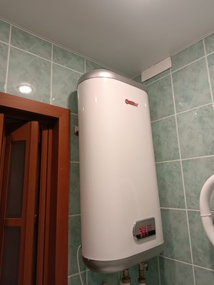 Продам трехкомнатную (3-комн.) квартиру, Энтузиастов ул, 34, Волгодонск г