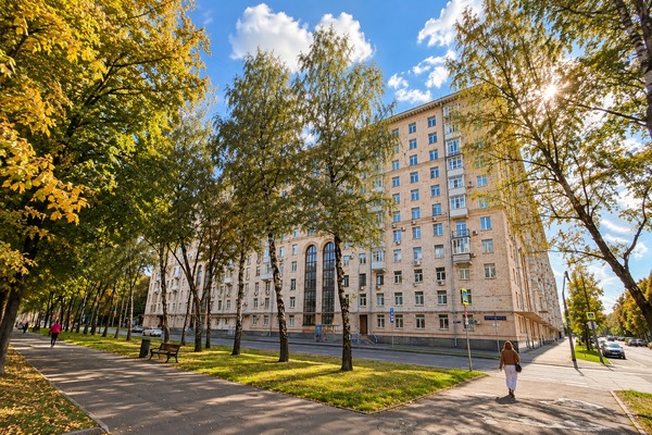 Продам многокомнатную квартиру, Университетский пр-кт, 9, Москва г