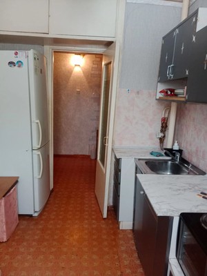 Продам двухкомнатную (2-комн.) квартиру, Микрорайон тер, 23, Криводановка с