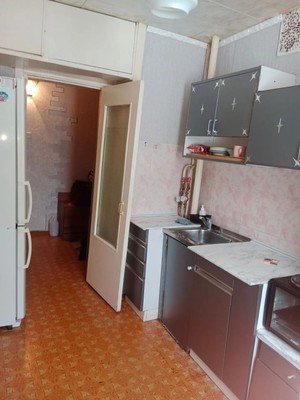 Продам двухкомнатную (2-комн.) квартиру, Микрорайон тер, 23, Криводановка с